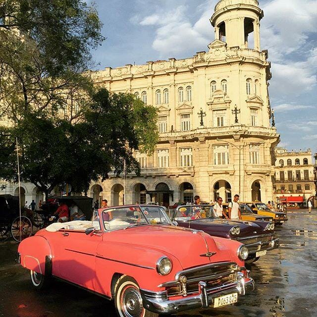 Touring Havana by foot