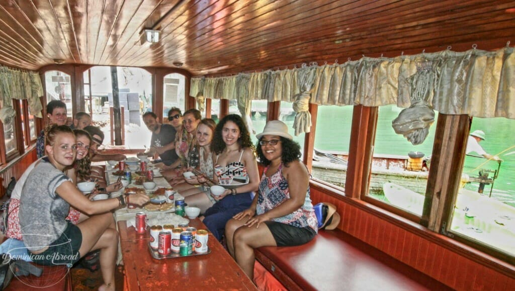 dinner-lan-ha-bay