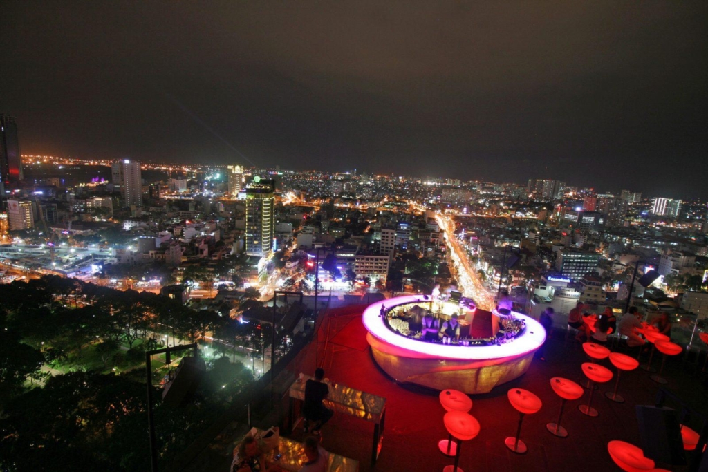 chill sky bar saigon night time city view
