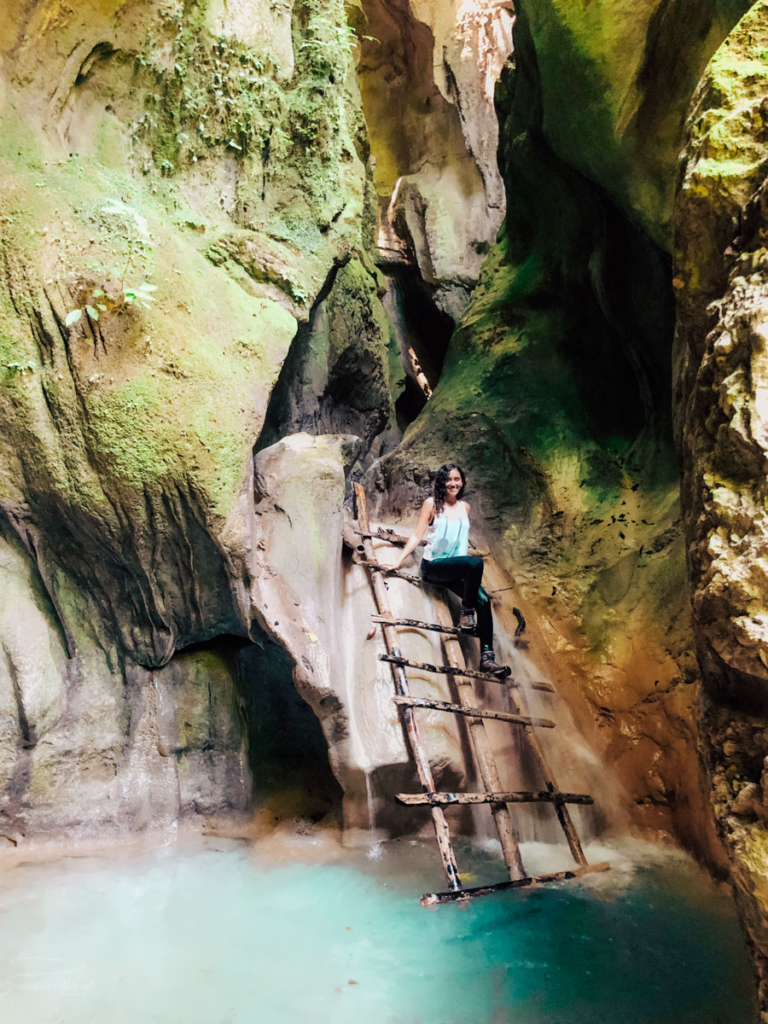 la cueva hike