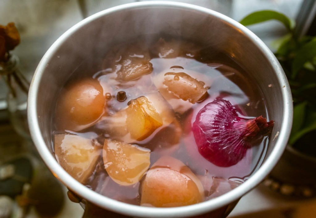 tea with onion in it