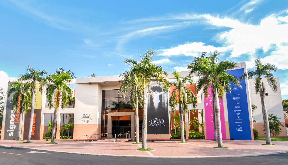 A building in Centro de Leon, Santiago, one of the places to visit in the Dominican Republic.