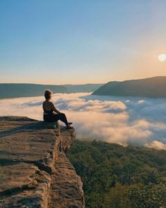 hiking to the top of a rock in tennessee to a trail called snoopers rock which is near nashville