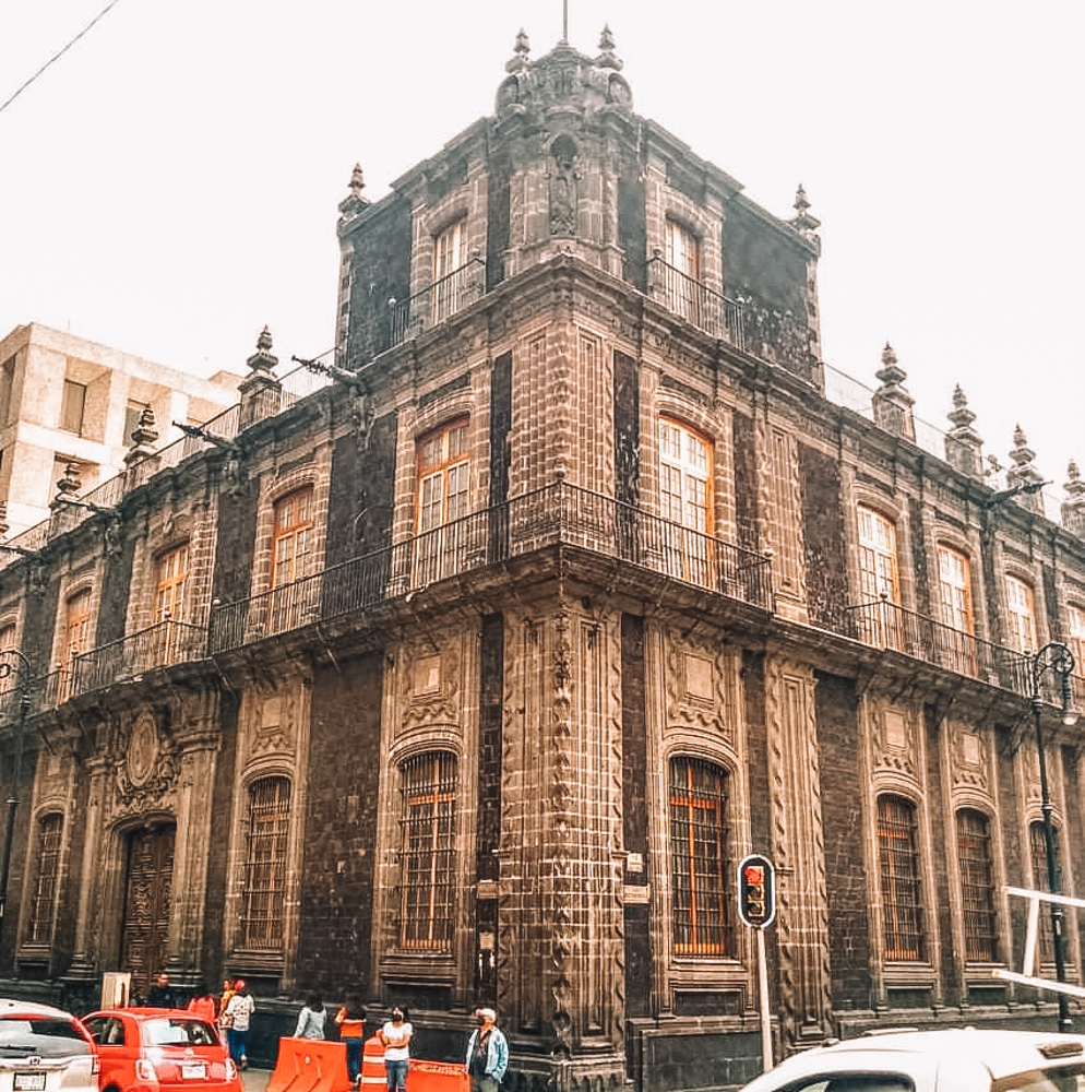 The outside of Museum Foro Valparaíso.