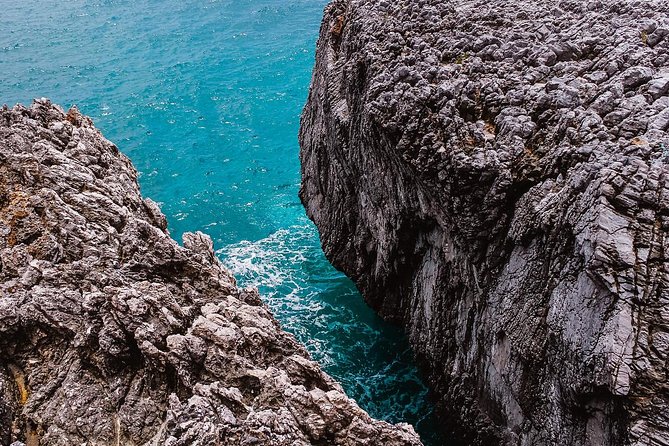 Rocky beach Boca del Diablo