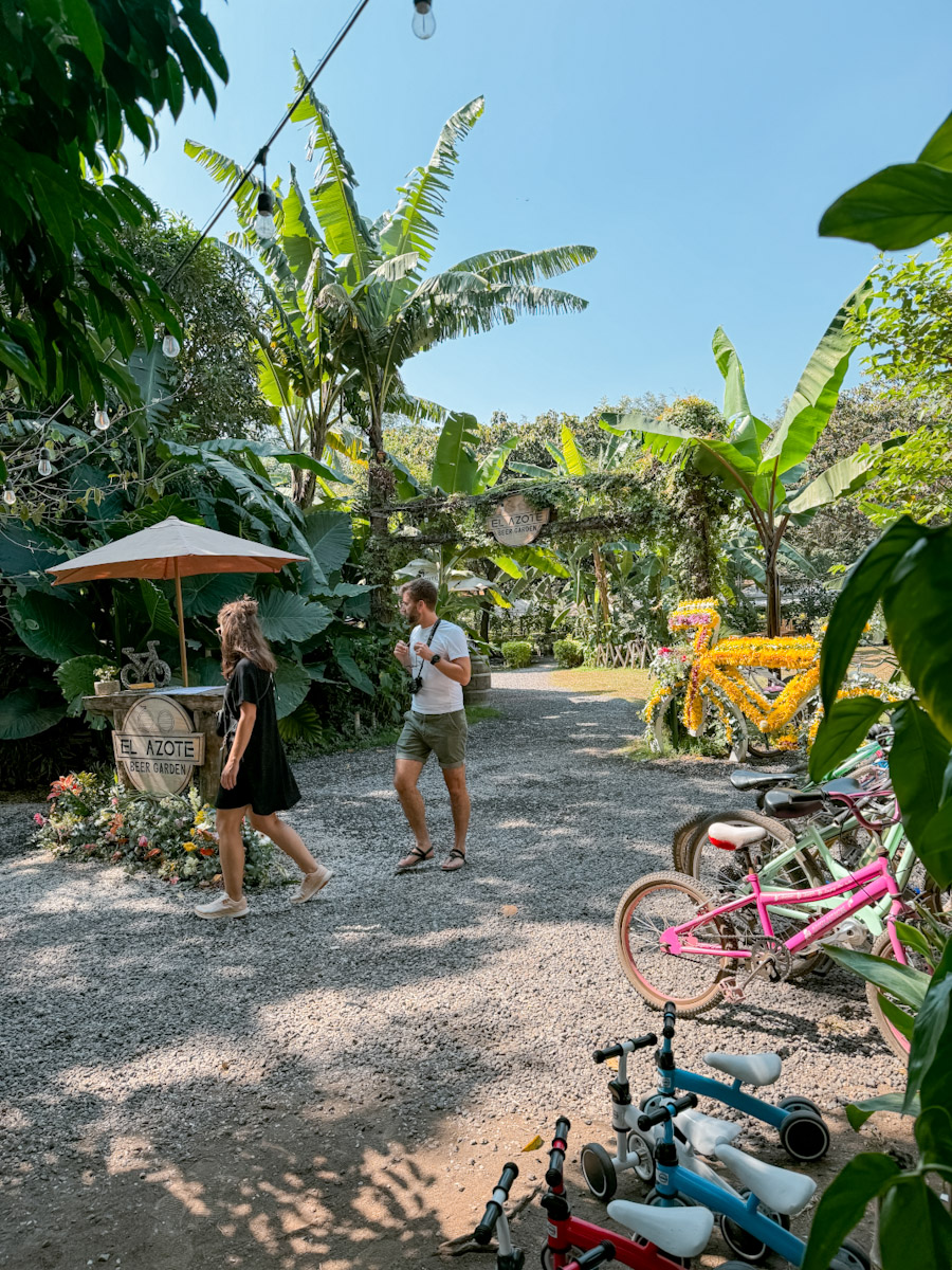 Two people walking at La Azotea.